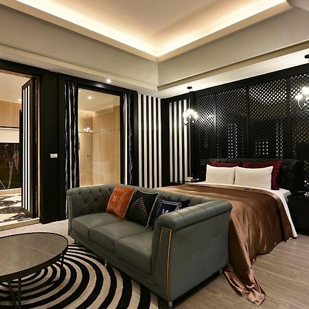 Venice Motel Taichung Dış mekan fotoğraf