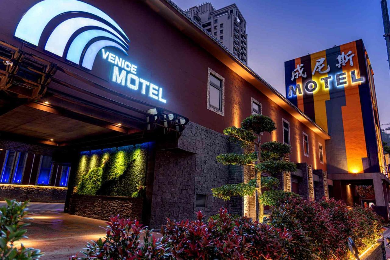 Venice Motel Taichung Dış mekan fotoğraf