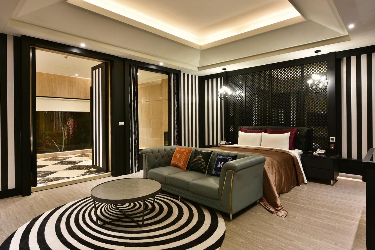 Venice Motel Taichung Dış mekan fotoğraf