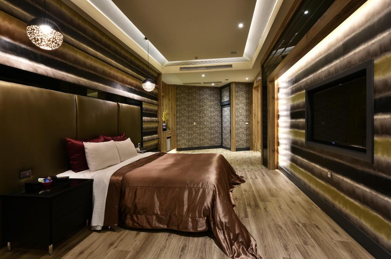 Venice Motel Taichung Dış mekan fotoğraf