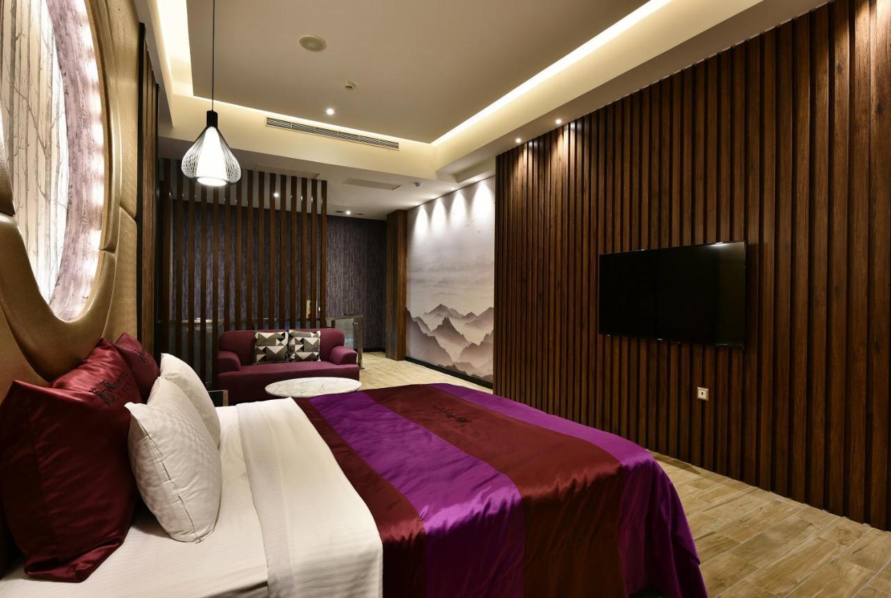 Venice Motel Taichung Dış mekan fotoğraf