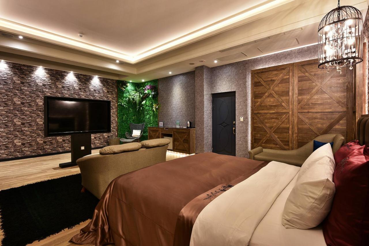 Venice Motel Taichung Dış mekan fotoğraf