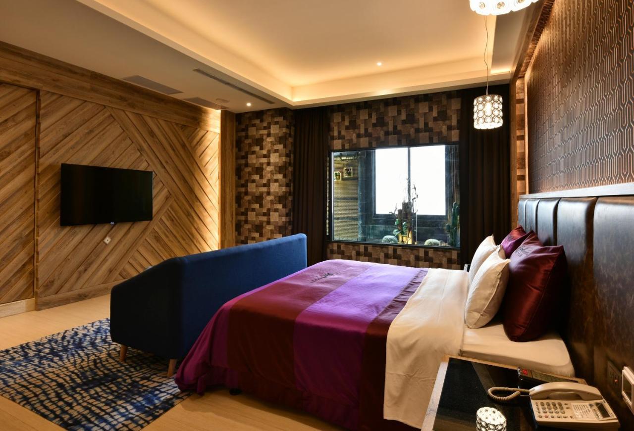 Venice Motel Taichung Dış mekan fotoğraf