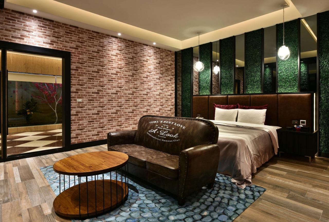 Venice Motel Taichung Dış mekan fotoğraf