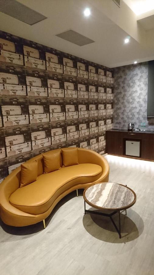 Venice Motel Taichung Dış mekan fotoğraf