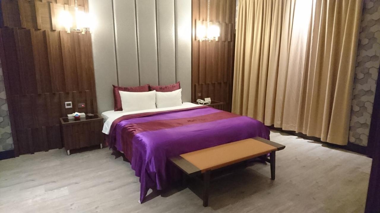 Venice Motel Taichung Dış mekan fotoğraf